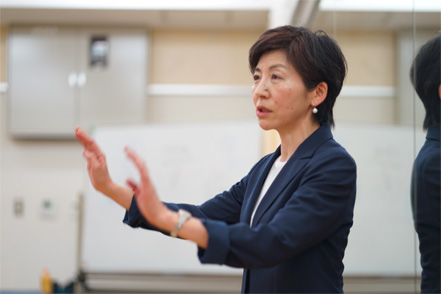 スピーチプレゼン・トレーニングの様子