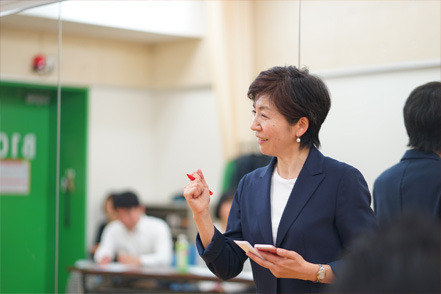 スピーチプレゼン・トレーニングの様子